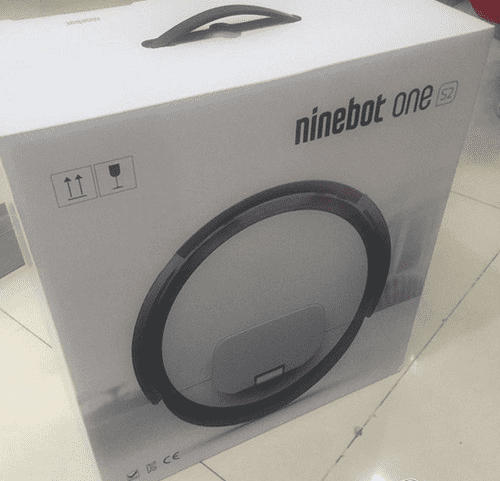 Внешний вид коробки для моноколеса Xiaomi NineBot One S2